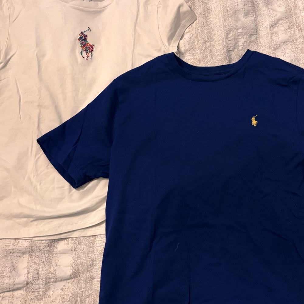 LIKE NEW 2x Ralph Lauren T shirts